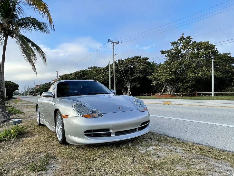1999 Porsche 996 Carrera - Image 9 of 31