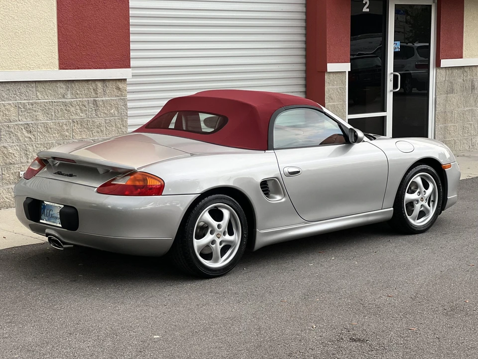 1999 Porsche 986 Boxster - Image 29 of 31