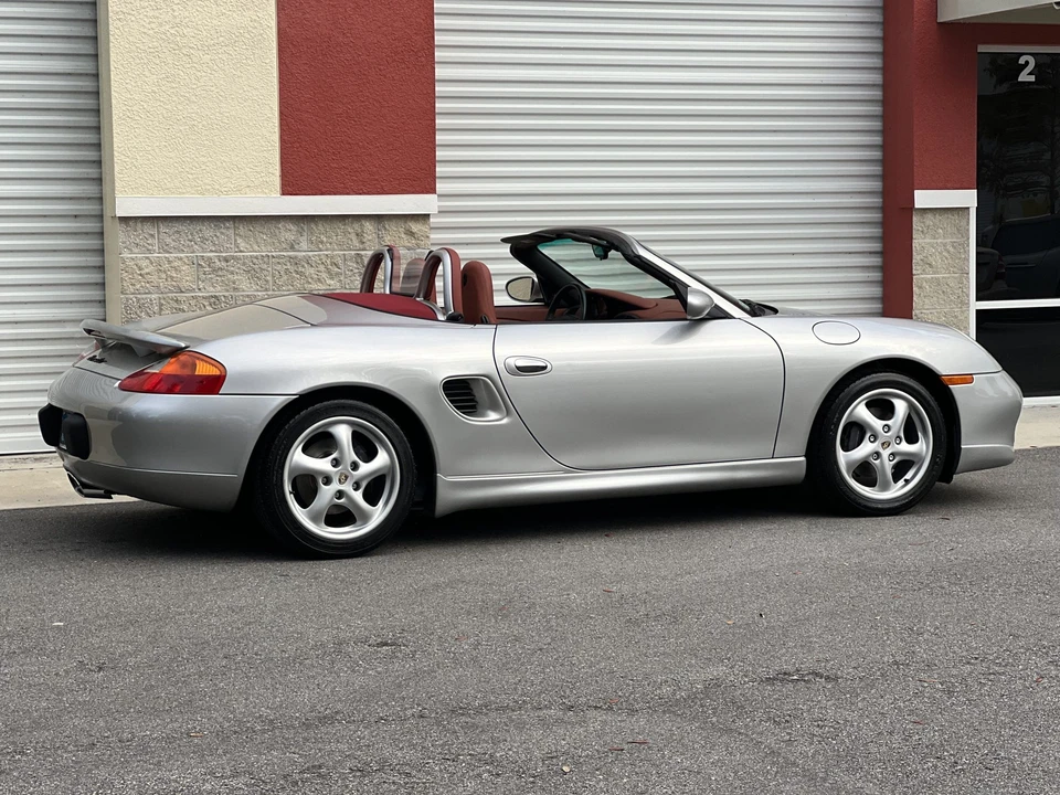 1999 Porsche 986 Boxster - Image 9 of 31