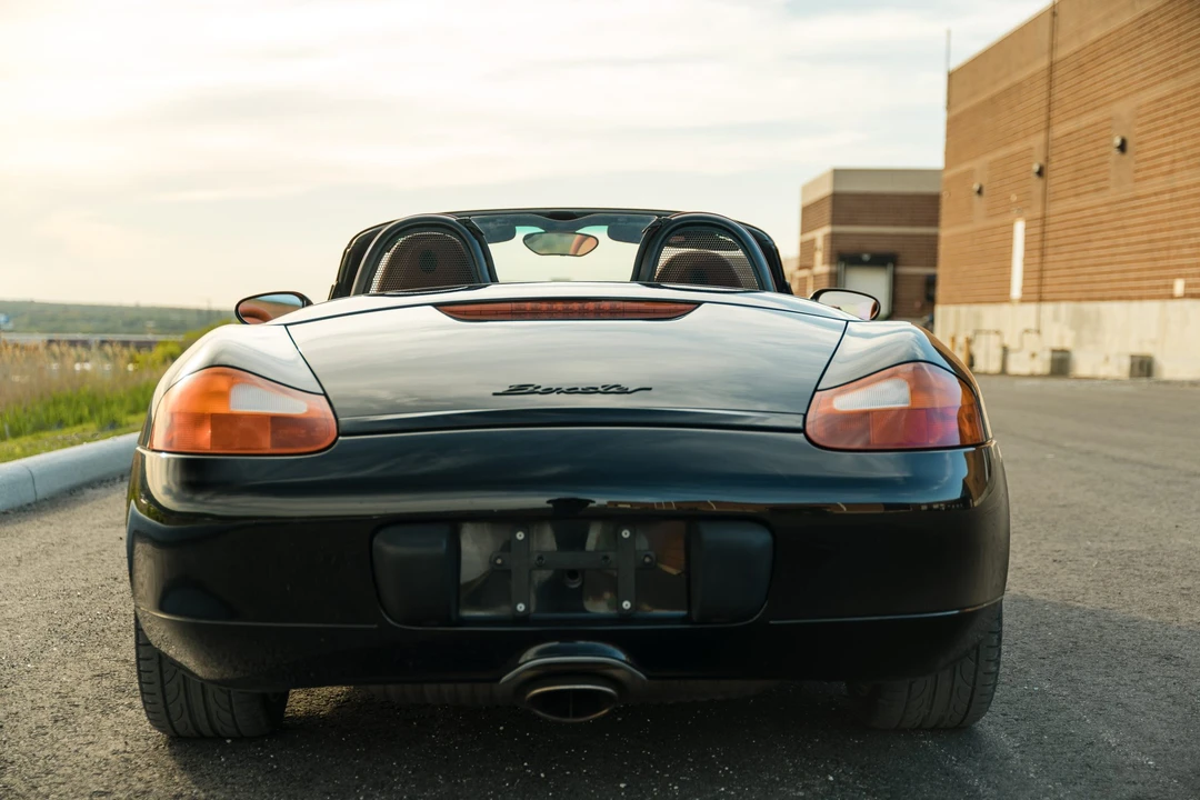 1999 Porsche 986 Boxster - Image 11 of 31