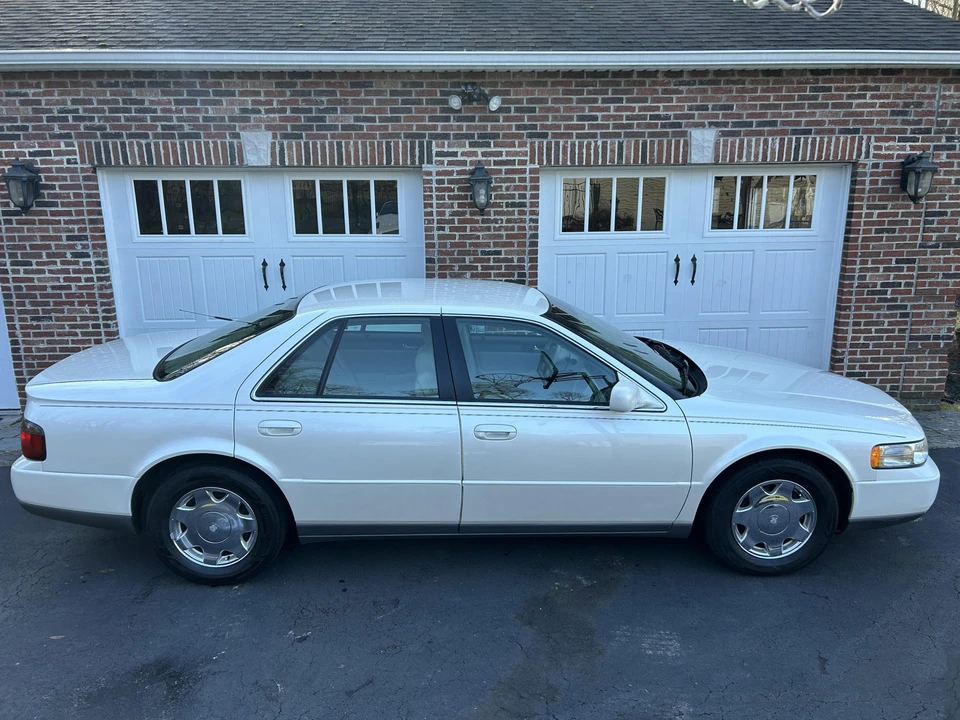2000 Cadillac Seville - Image 9 of 31