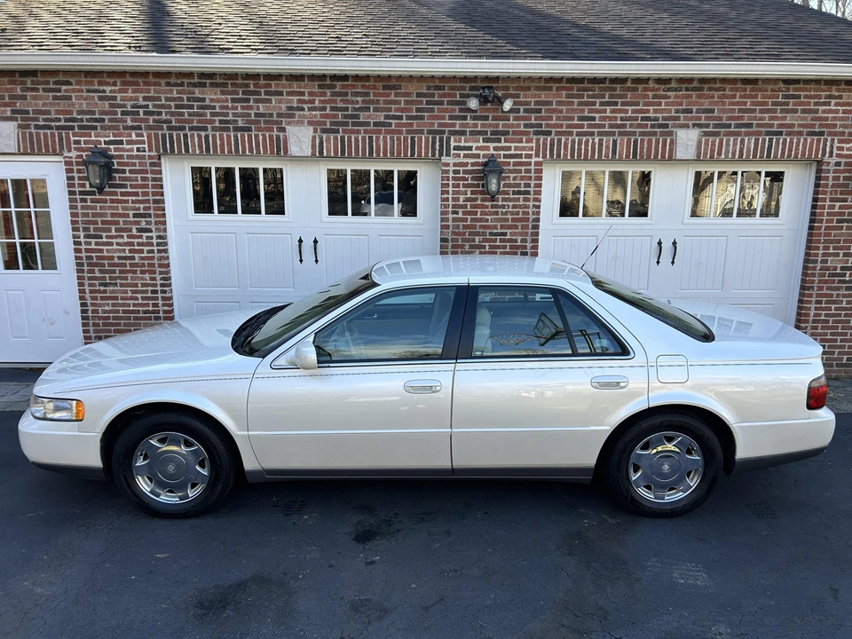 2000 Cadillac Seville - Image 17 of 31