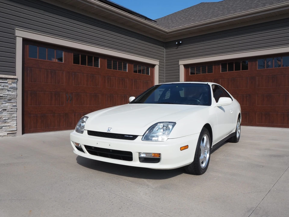2000 Honda Prelude 5th Gen - Image 3 of 31