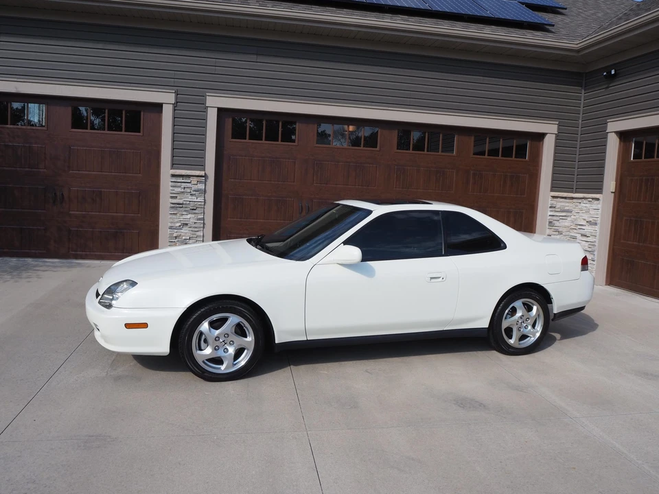 2000 Honda Prelude 5th Gen - Image 7 of 31