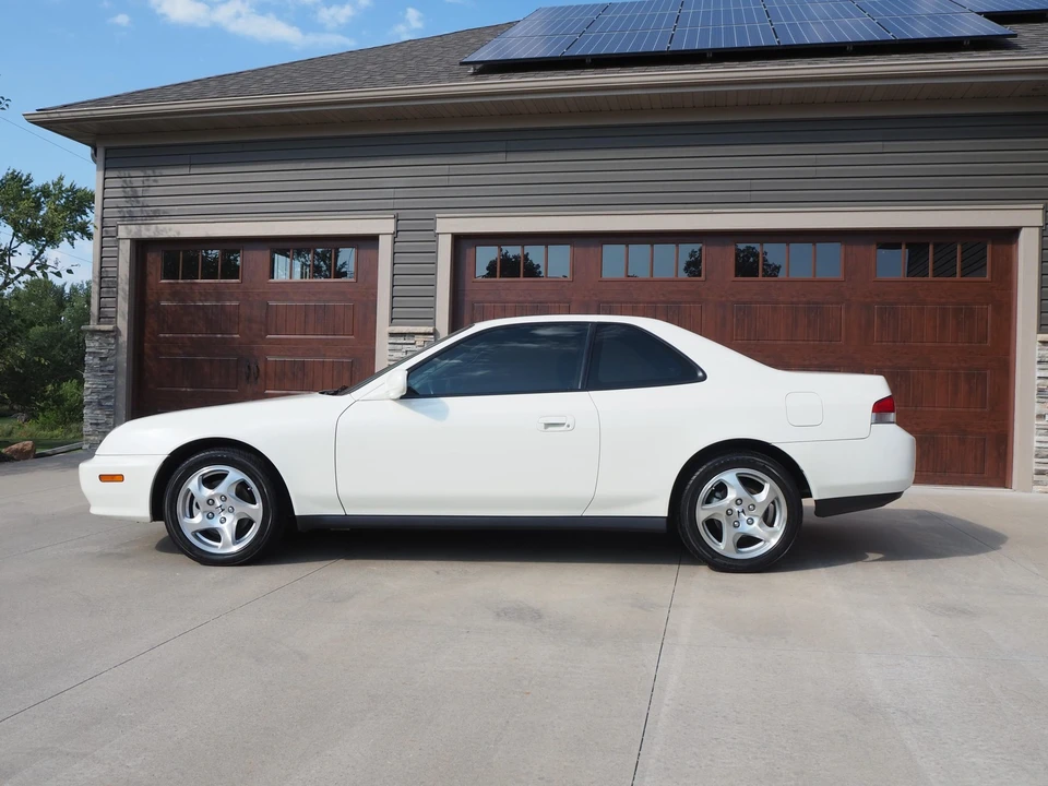 2000 Honda Prelude 5th Gen - Image 8 of 31