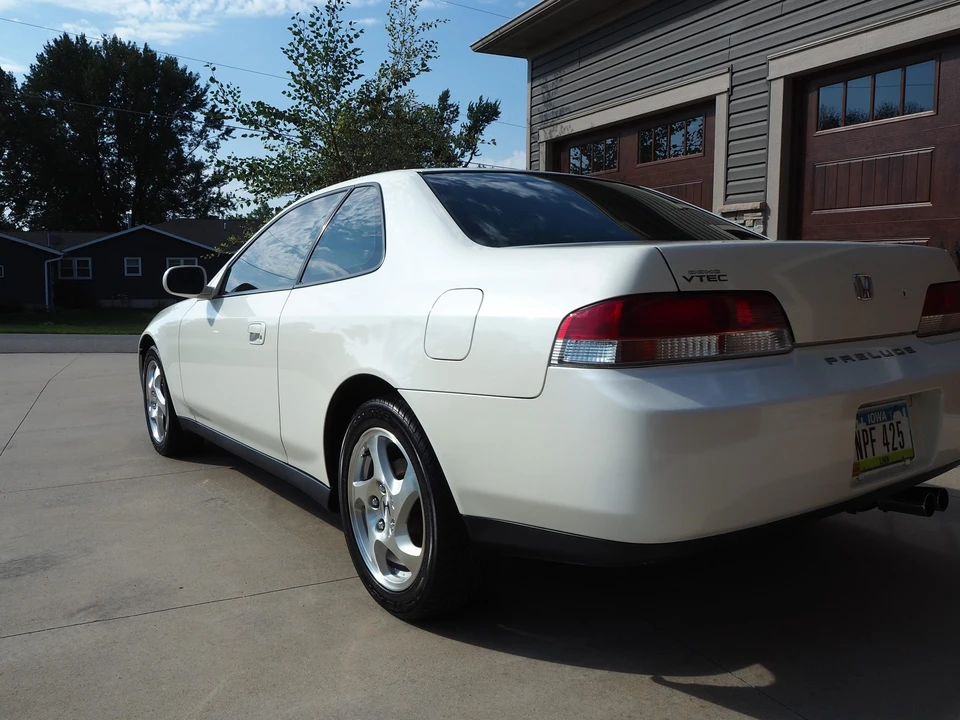 2000 Honda Prelude 5th Gen - Image 28 of 31
