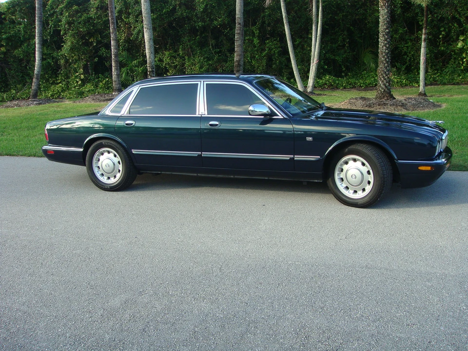 2000 Jaguar X308 XJ - Image 8 of 31