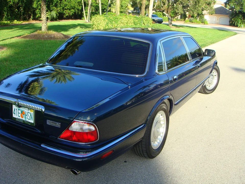 2000 Jaguar X308 XJ - Image 10 of 31
