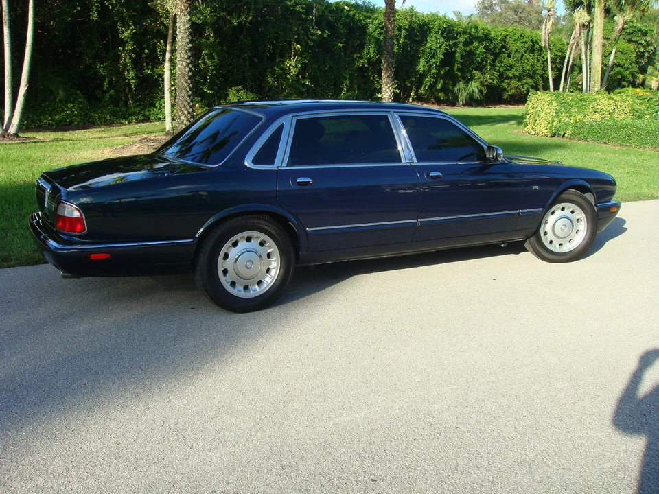 2000 Jaguar X308 XJ - Image 9 of 31