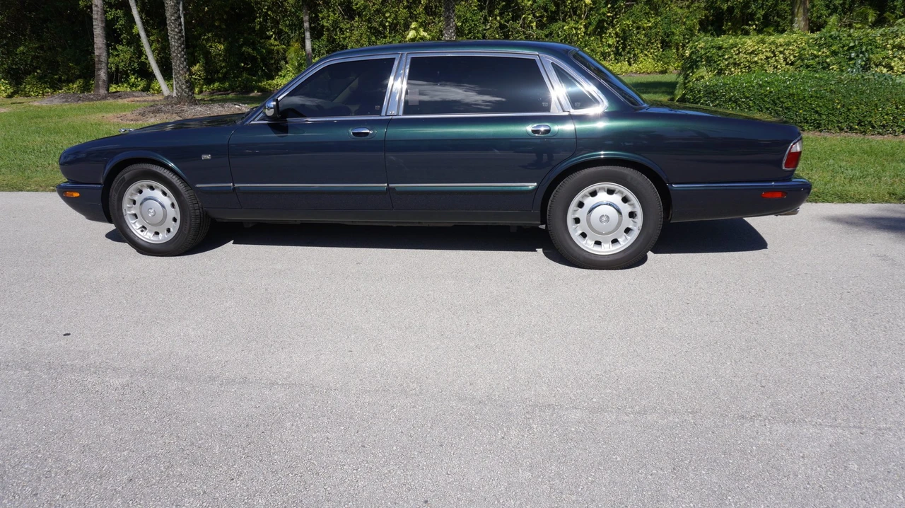 2000 Jaguar X308 XJ - Image 14 of 31
