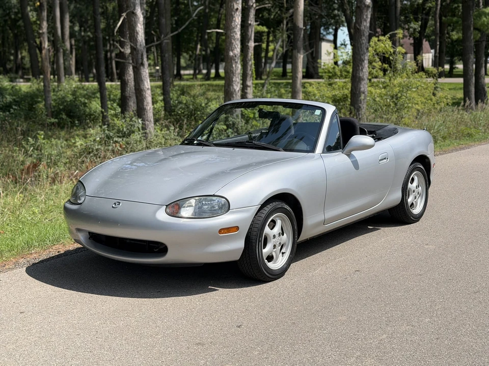 2000 Mazda NB MX-5 Miata - Image 15 of 31