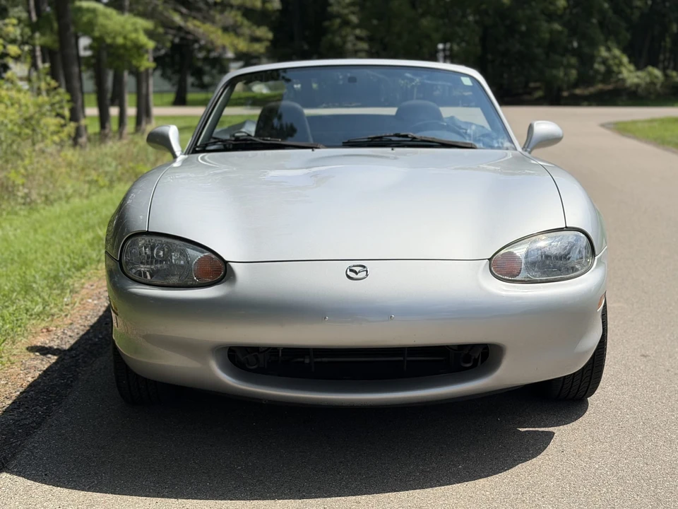 2000 Mazda NB MX-5 Miata - Image 2 of 31