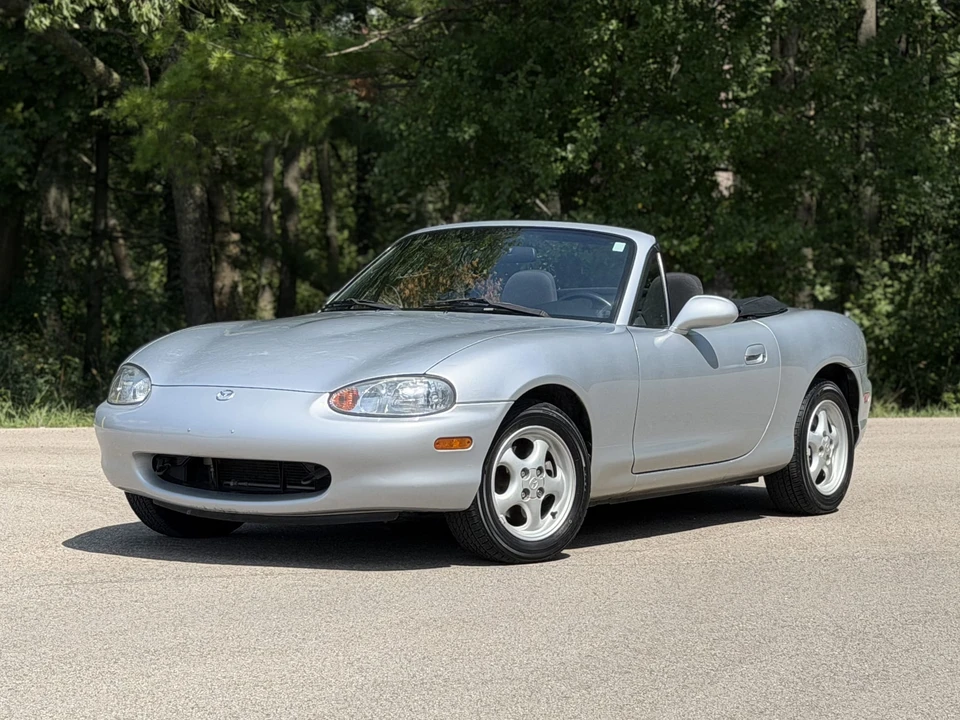2000 Mazda NB MX-5 Miata - Image 8 of 31