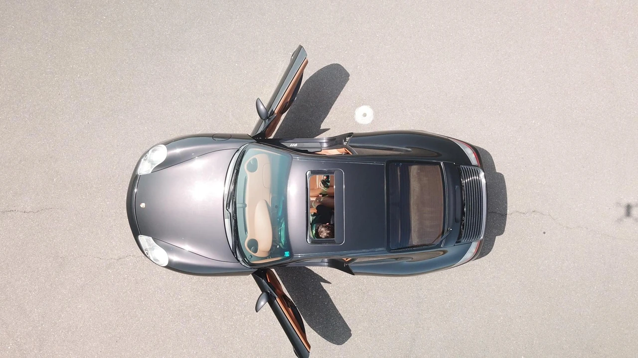 2000 Porsche 996 Carrera - Image 30 of 31
