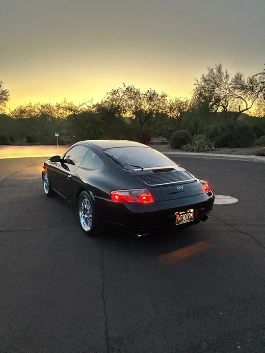 2000 Porsche 996 Carrera - Image 28 of 31
