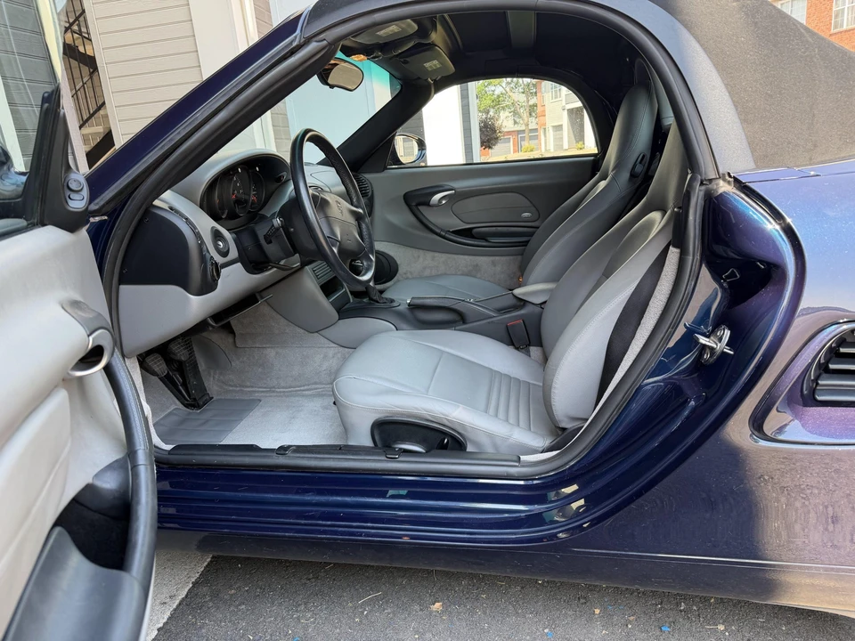 2000 Porsche 986 Boxster - Image 22 of 31