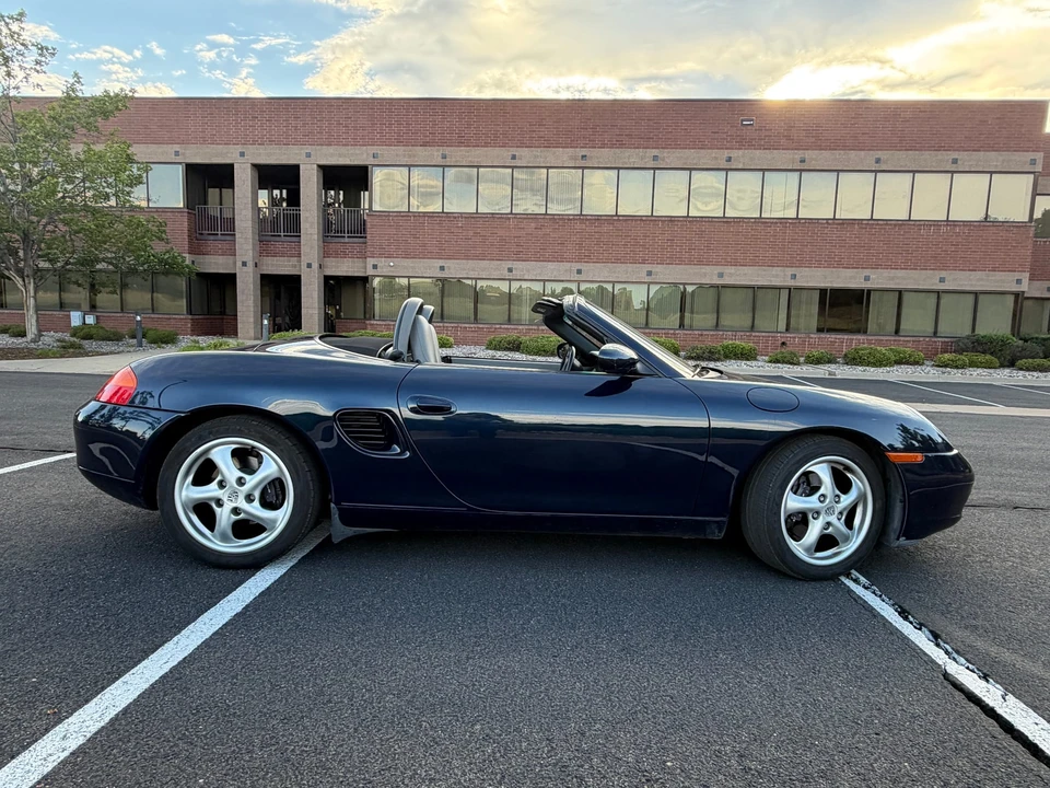 2000 Porsche 986 Boxster - Image 7 of 31