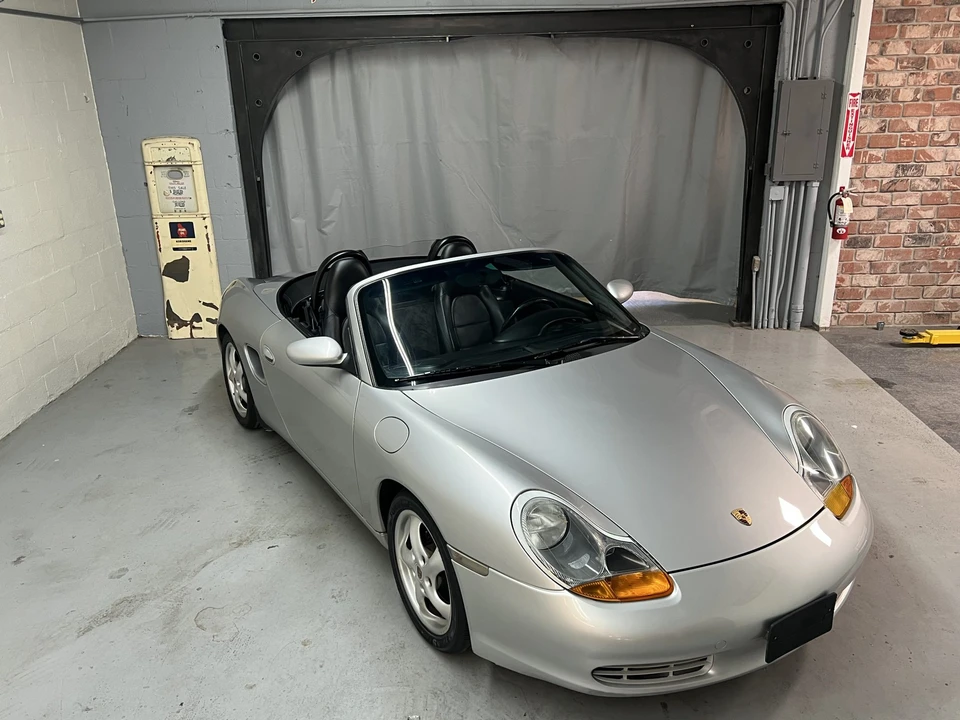 2000 Porsche 986 Boxster - Image 7 of 31