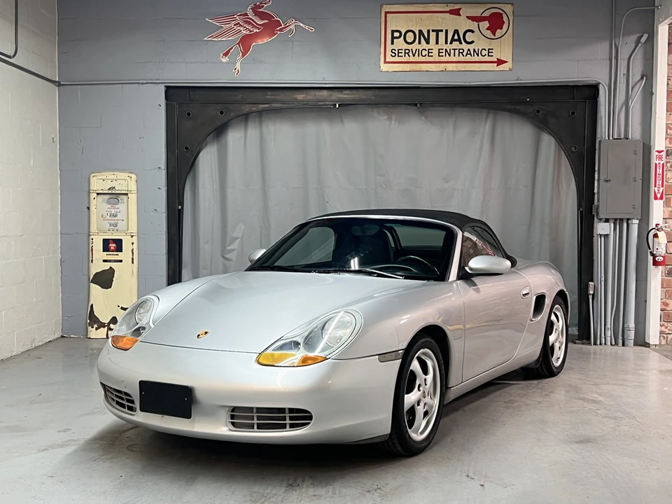 2000 Porsche 986 Boxster - Image 10 of 31