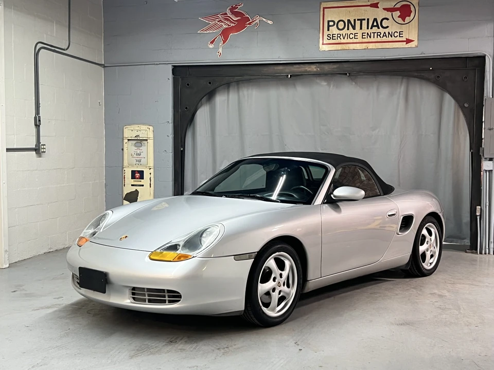 2000 Porsche 986 Boxster - Image 11 of 31