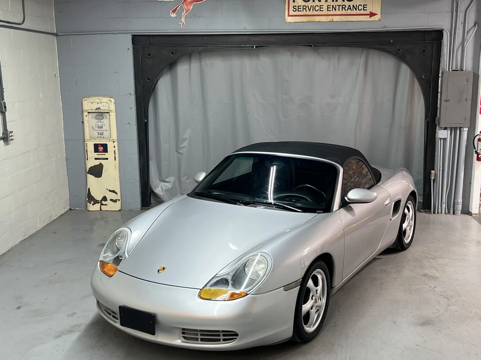 2000 Porsche 986 Boxster - Image 12 of 31