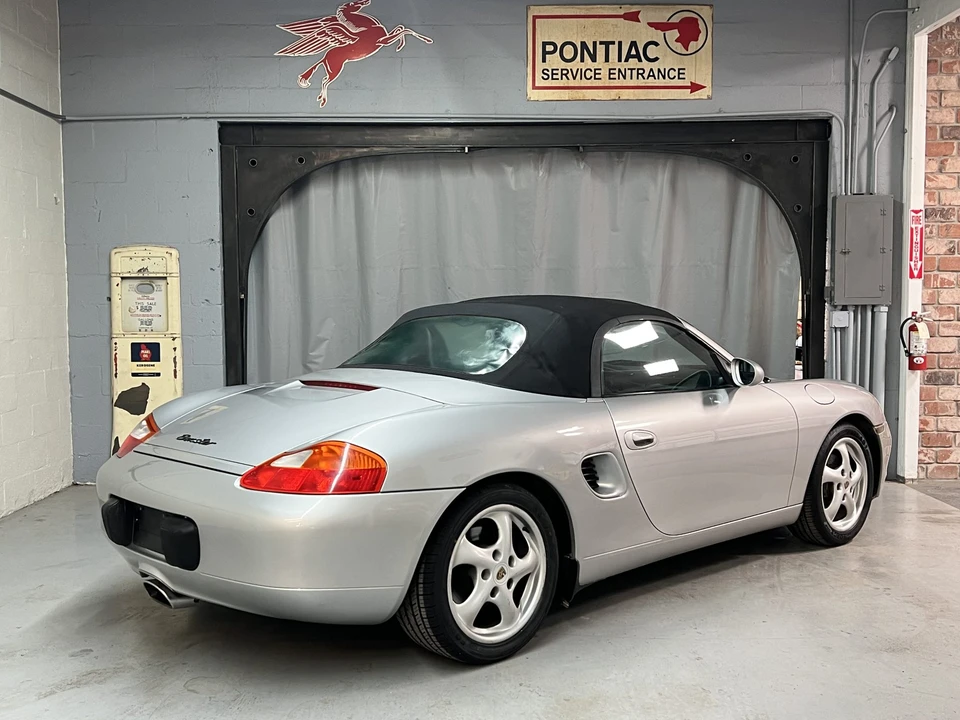 2000 Porsche 986 Boxster - Image 15 of 31