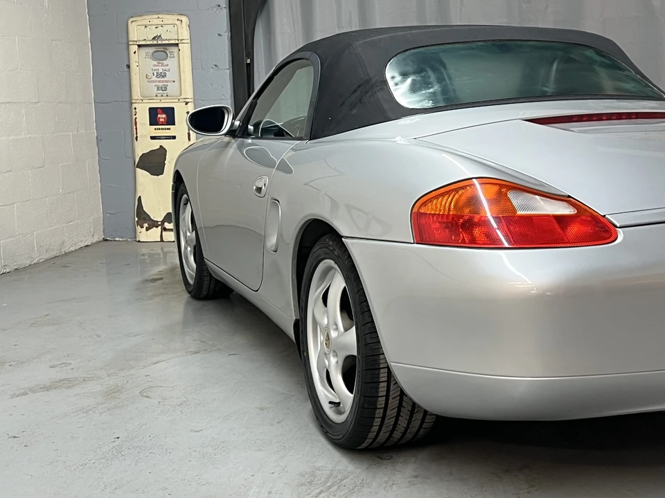 2000 Porsche 986 Boxster - Image 24 of 31