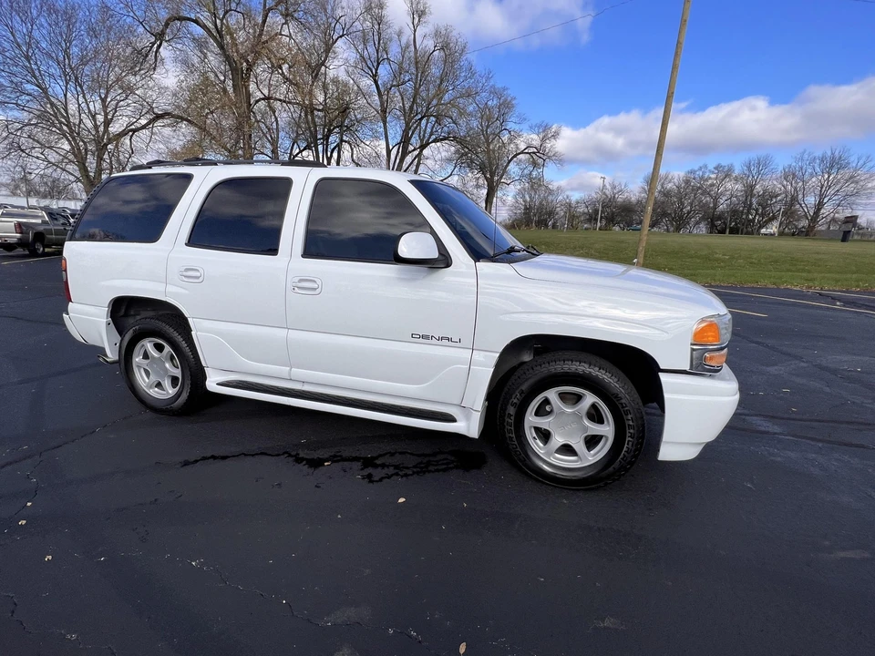 2001 GMC Yukon 2nd Gen - Image 13 of 31