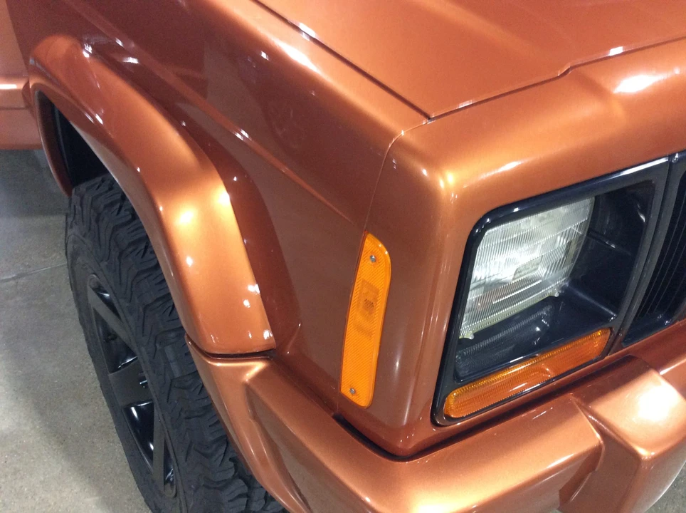 2001 Jeep XJ Cherokee - Image 22 of 31