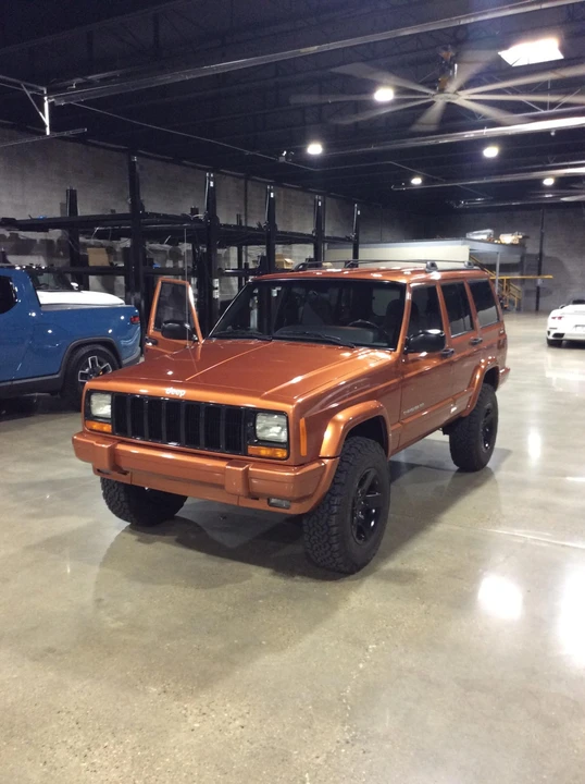 2001 Jeep XJ Cherokee - Image 3 of 31