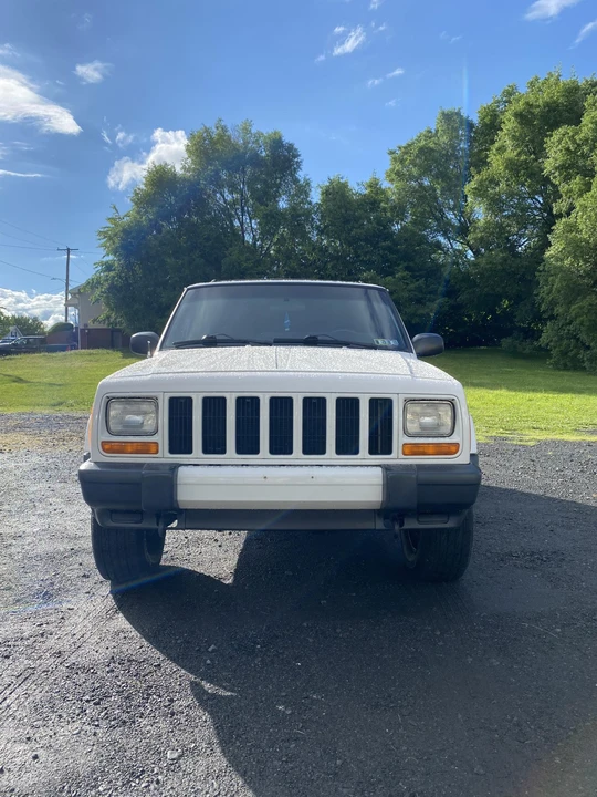 2001 Jeep XJ Cherokee - Image 3 of 31