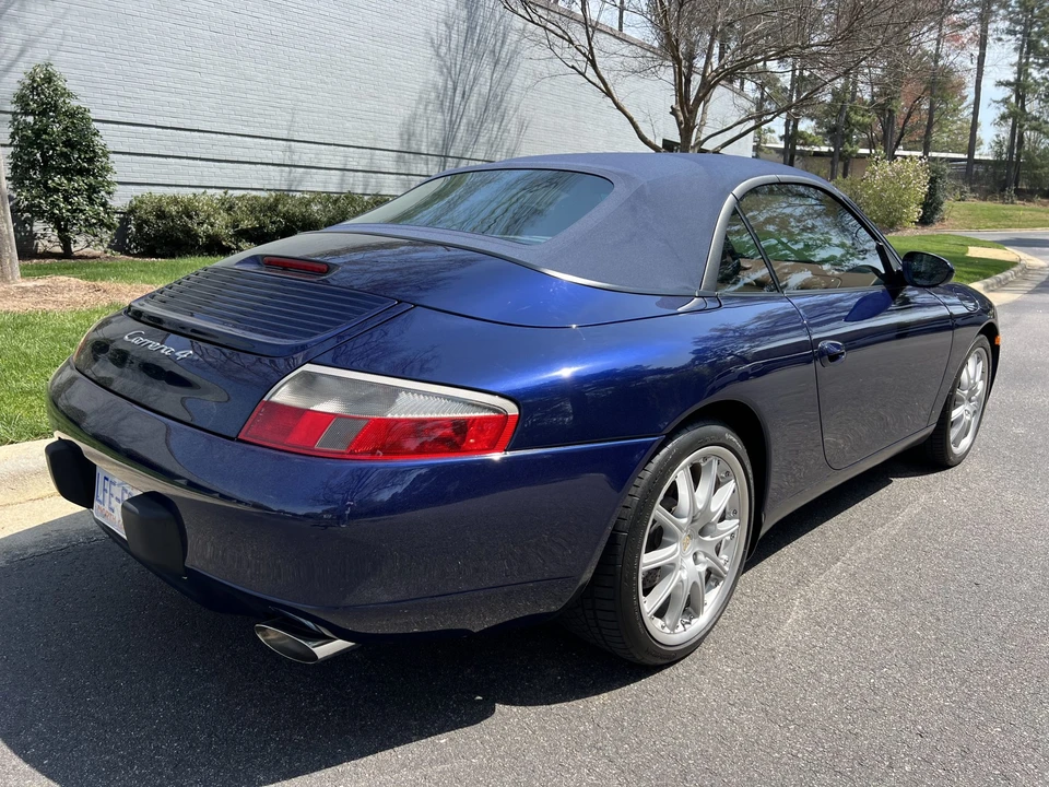 2001 Porsche 996 Carrera 4 - Image 13 of 31