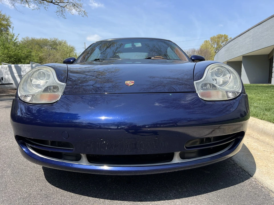 2001 Porsche 996 Carrera 4 - Image 10 of 31