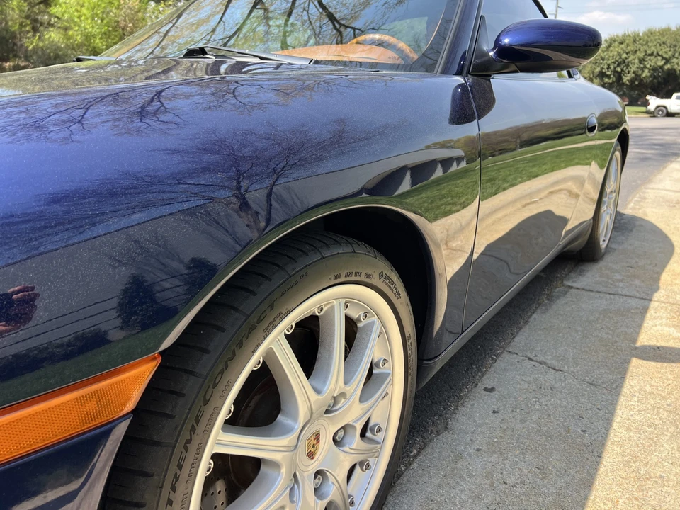 2001 Porsche 996 Carrera 4 - Image 20 of 31