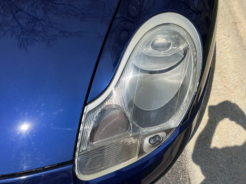 2001 Porsche 996 Carrera 4 - Image 19 of 31