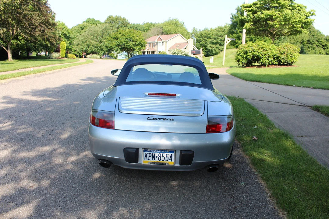 2001 Porsche 996 Carrera - Image 28 of 31