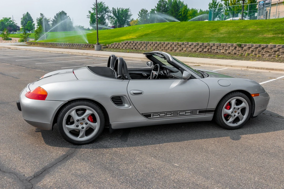 2001 Porsche 986 Boxster S - Image 25 of 31