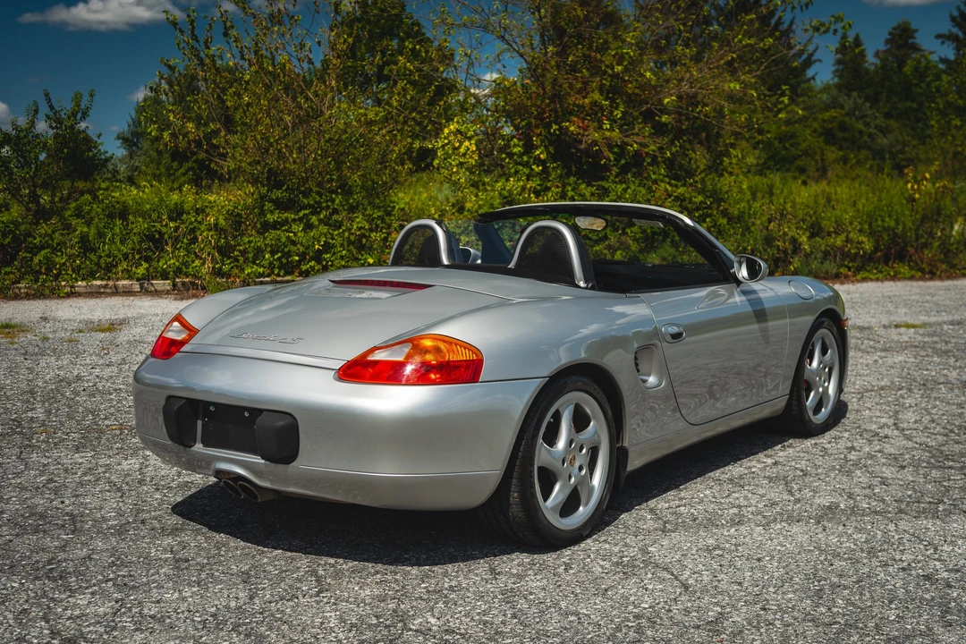 2001 Porsche 986 Boxster S - Image 17 of 31