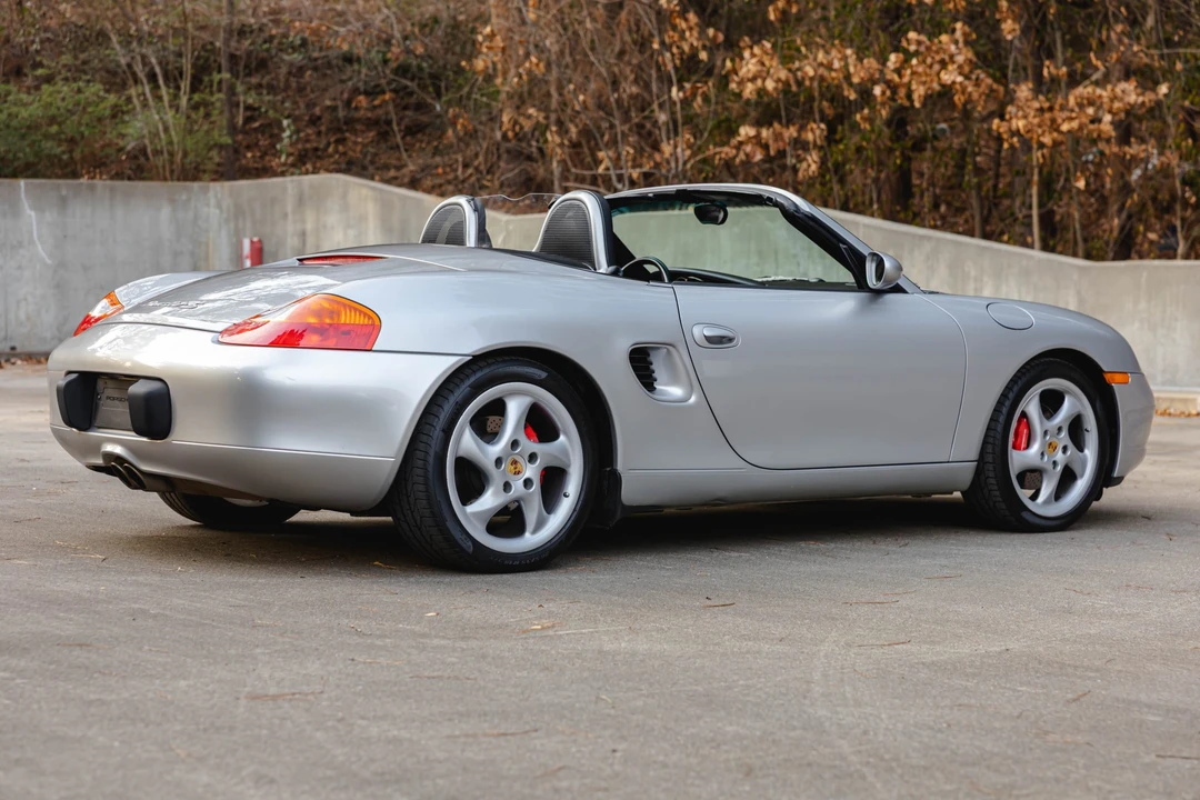 2001 Porsche 986 Boxster S - Image 16 of 31