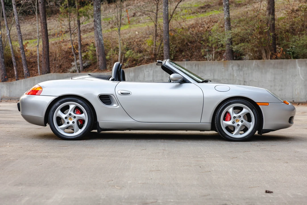 2001 Porsche 986 Boxster S - Image 14 of 31