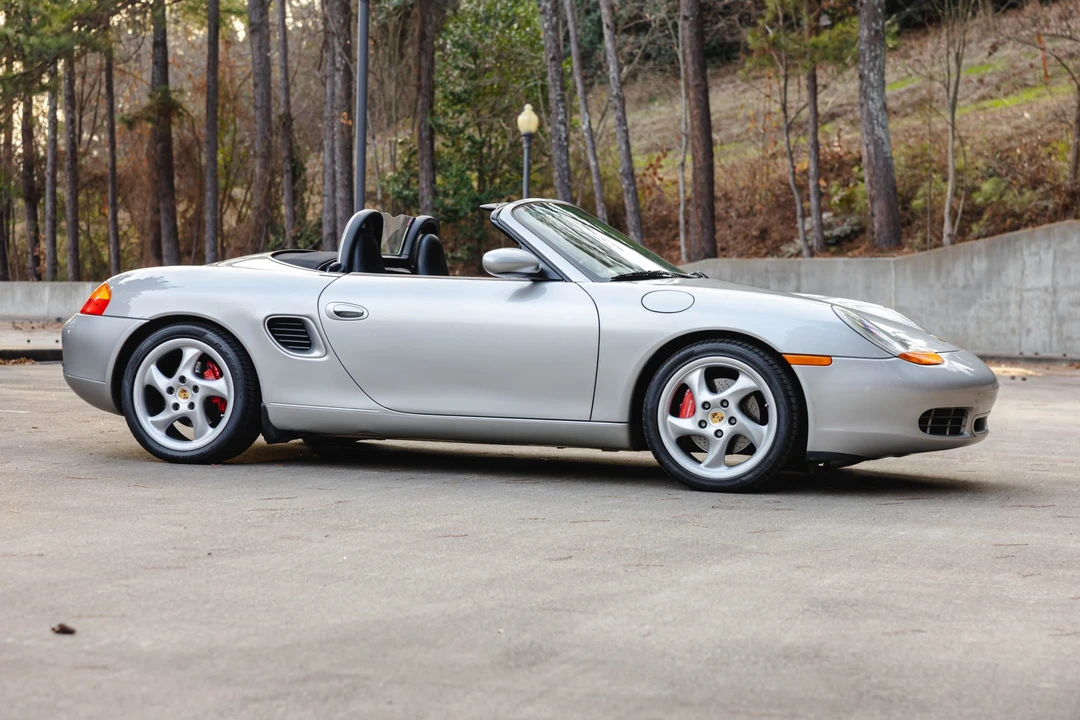 2001 Porsche 986 Boxster S - Image 13 of 31