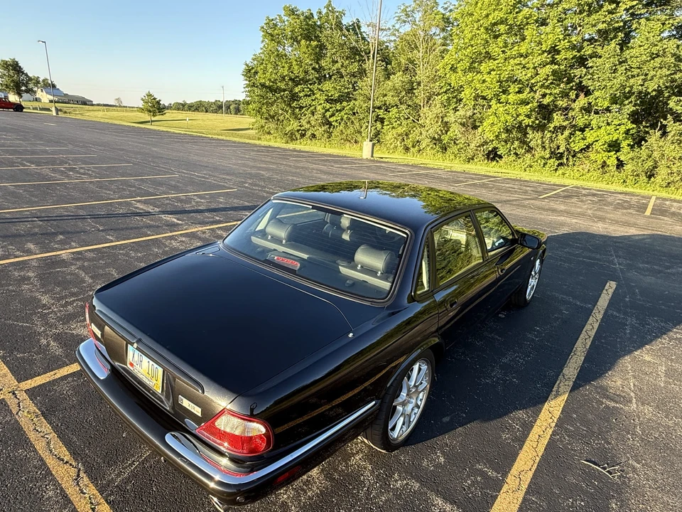 2002 Jaguar X308 XJR - Image 30 of 31