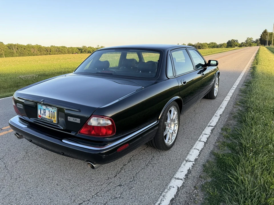 2002 Jaguar X308 XJR - Image 29 of 31