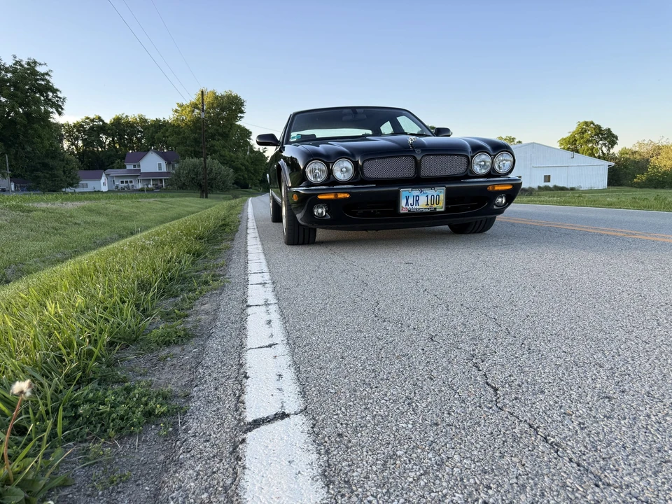 2002 Jaguar X308 XJR - Image 15 of 31