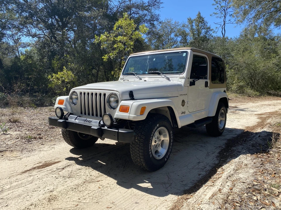 2002 Jeep TJ Wrangler - Image 25 of 31