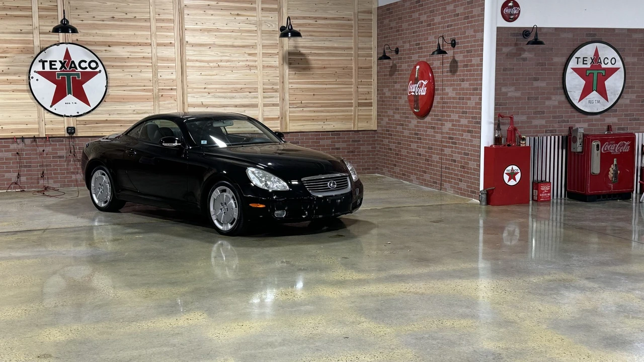 2002 Lexus SC430 - Image 9 of 31