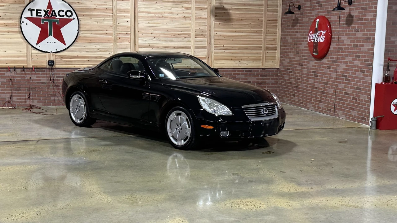 2002 Lexus SC430 - Image 8 of 31