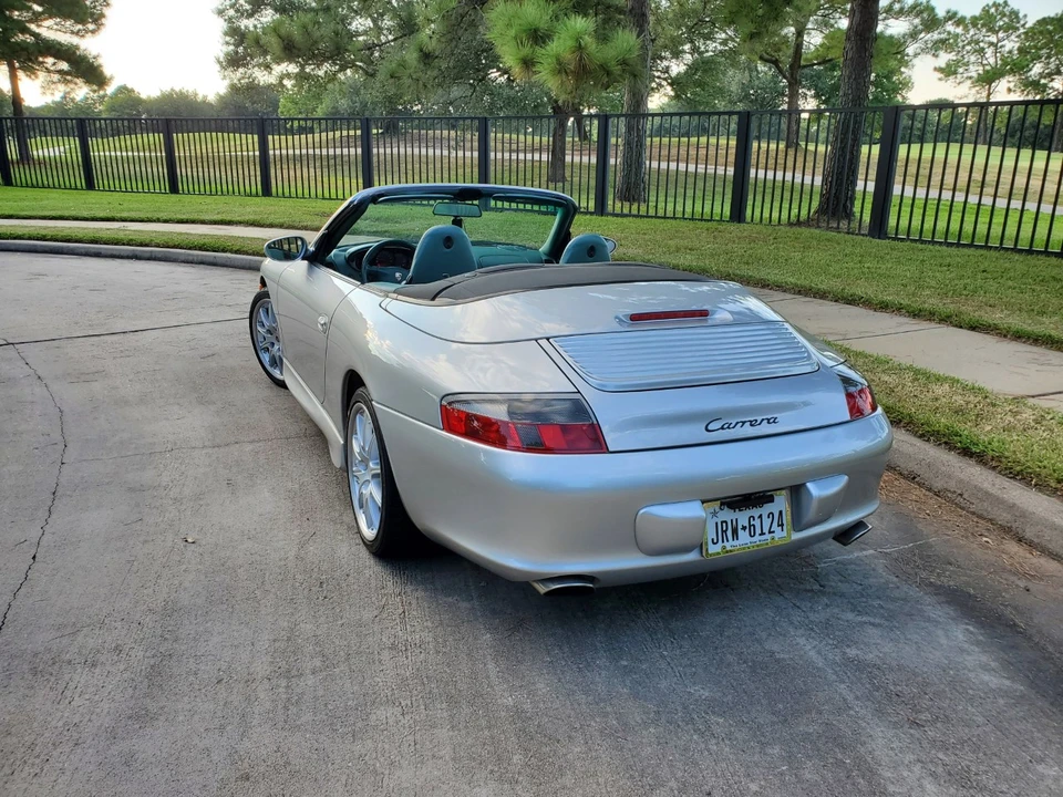 2002 Porsche 996 Carrera - Image 10 of 31
