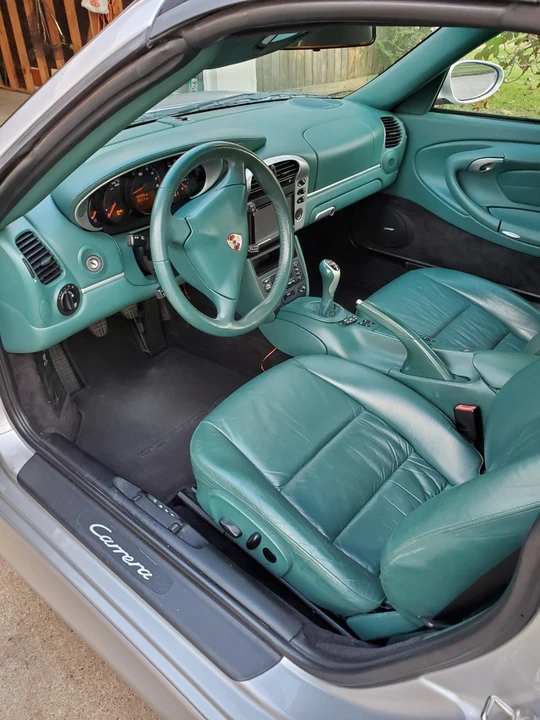 2002 Porsche 996 Carrera - Image 24 of 31