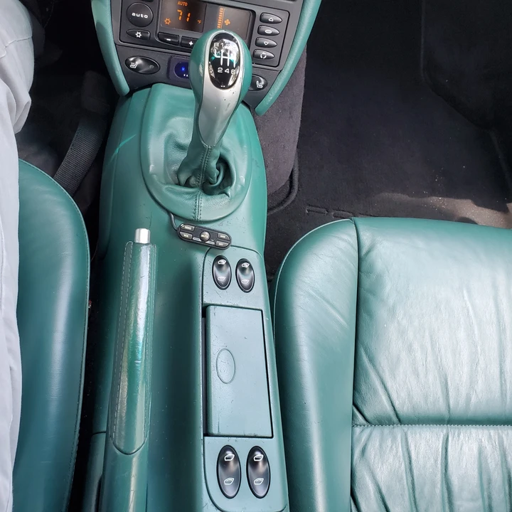 2002 Porsche 996 Carrera - Image 28 of 31